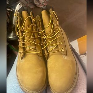 Barley worn timberland premium 6 in waterproof Boot